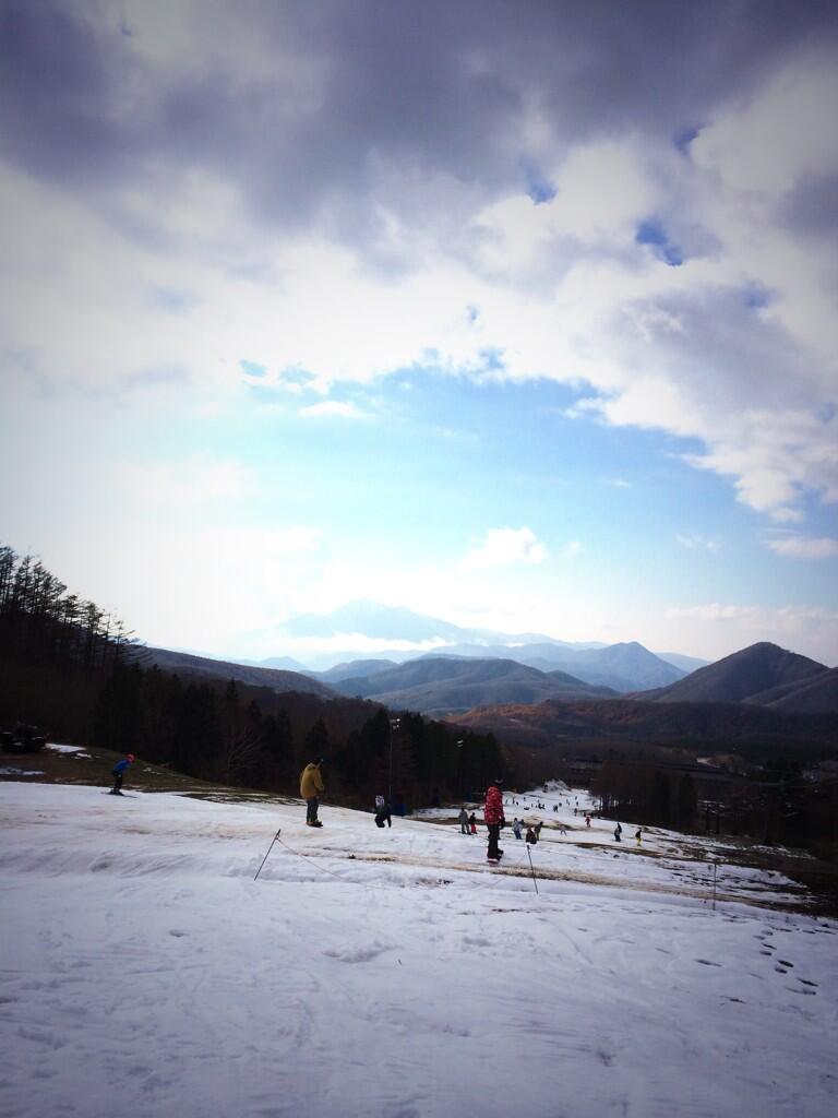 箕輪スキー場がオープン！でも雪が・・・